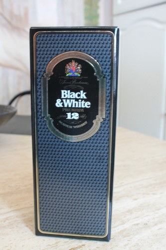 Whisky black white premuim - white,