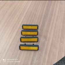 4 CATADIOPTRES Réflecteurs