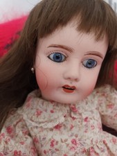 Très Belle Poupée "Mon Trésor "