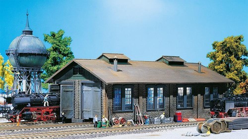 Hangar locomotives faller - hangar,