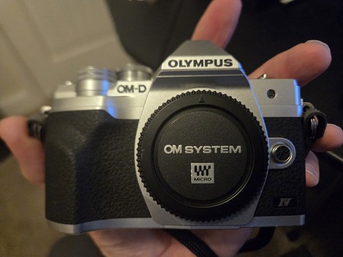 Olympus m10 mark iv - om-d, e-m10
