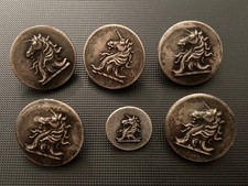 Lot 6 Anciens Boutons de