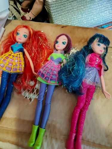 Winx poupees lot - poupees,