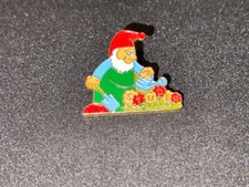 (Z8) VINTAGE ENAMEL BADGE PINS GARDEN DWARF COLLECTION SUPER