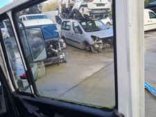 LEVE GLACE AVANT DROIT /