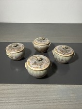 A254- Lot de 4 petits pots