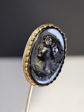 Camee Epingle A Chapeau  Metal