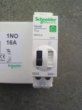 1x Télérupteur auxiliarisé