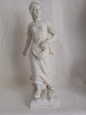 RARE STATUE EN BISCUIT " LA
