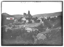 Antique positive glass plate black & white 13x18 cm Saint-Nectaire village