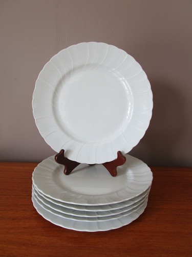 Assiettes plates blanches - plates,