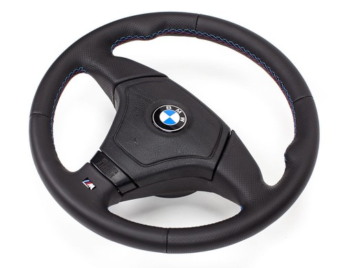 Volant cuir abgeflacht - en,