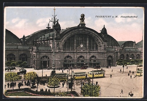 Francfort tram devant gare - tram, la