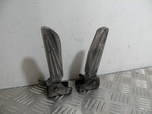 Repose pied peugeot 125cc - pied,
