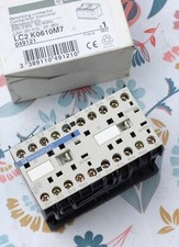 Telemecanique LC2 K0610M7 Contacteur inverseur 2.2kW. 049121 LC2K0610M7