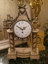 Ancienne Horloge En Bois Peint