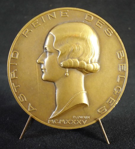 Médaille astrid reine - médaille,