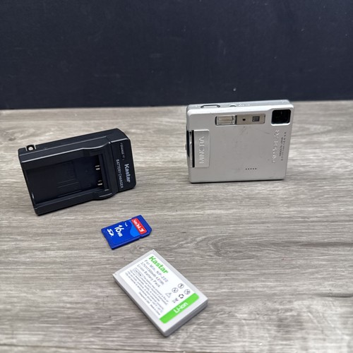 Minolta dimage 2mp - dimage, xt