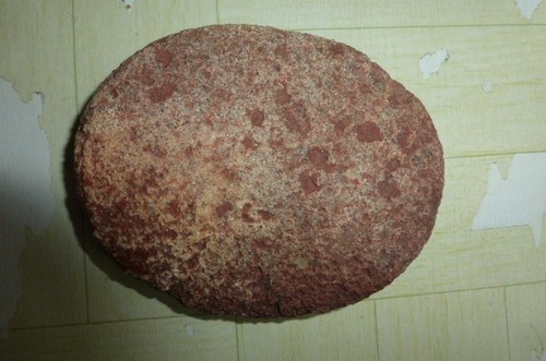 Archeologie meule ovale de - [archeologie],