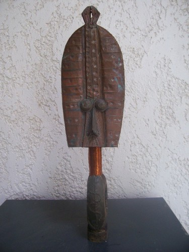 African statue - statue.,