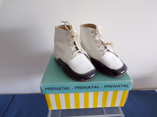 Petites chaussures enfant - chaussures,