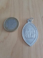Médaille religieuse en argent