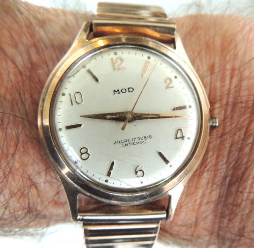 Montre mod rubis a reparer - 17,