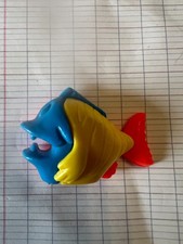 POISSON BLEU JAUNE ROUGE