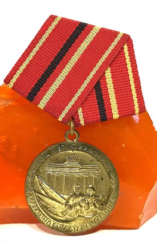 Ancienne medaille militaire - medaille,