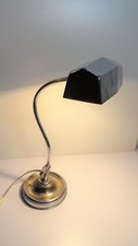 Lampe de bureau moderniste