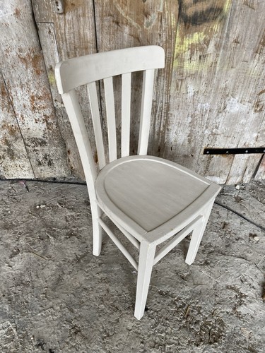 Chaise bistrot ancienne - chaise,