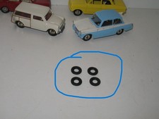 D07, DINKY X 4 pneus striés
