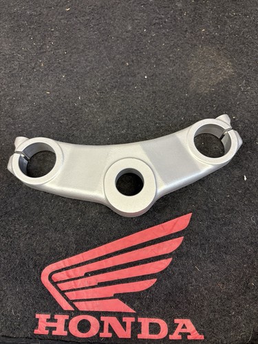 Honda 125 nf4 top yoke - honda,
