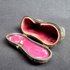 Étui Jumelle Opéra Vintage -