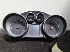 Compteur OPEL ZAFIRA TOURER C PHASE 1 13433804