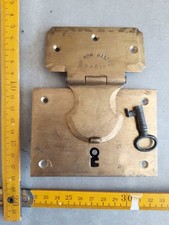 Grosse serrure pour malle