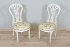 Paire de chaises style Louis XVI