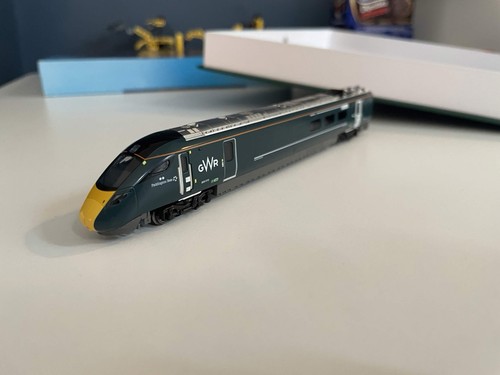 Kato 1673 hitachi class - hitachi,