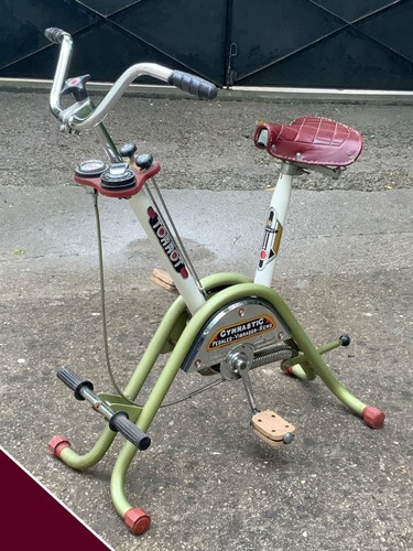 Ancien vélo appartement - ancien,