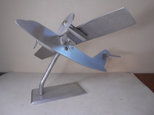 Maquette avion en aluminium - d,