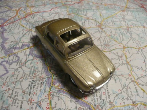 Renault dauphine toit - renault, or