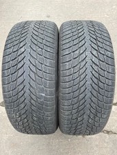 Pneus D'Hiver 235/45 R19 99V