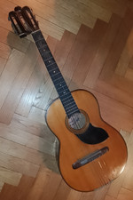 Rare GUITARE à 9 cordes Paul