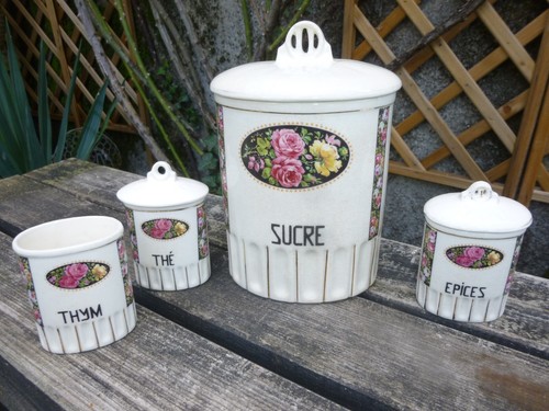 Série anciens pots à - série, 4