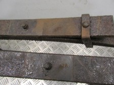 Lame de ressort arriere droit