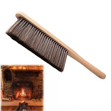 Cette brosse à poils à manche en bois design unique est essentielle pour les c