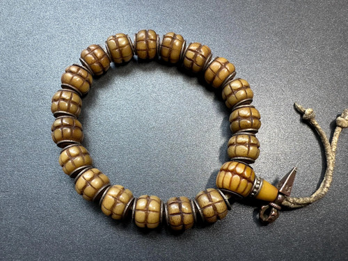 Bracelet mala de yak - bracelet,