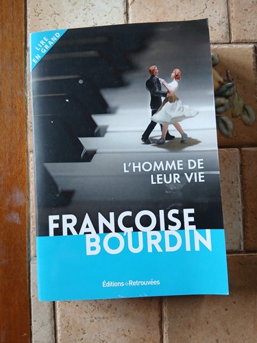 Lire grand homme de leur - l'homme,