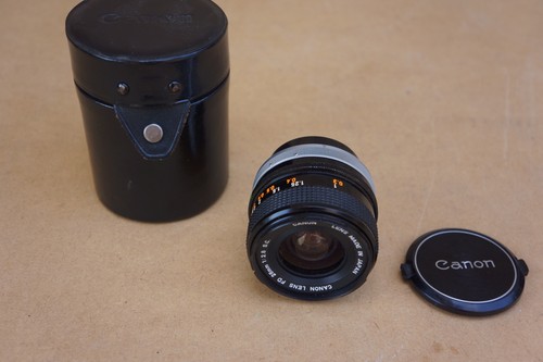 Objectif grand angle canon - grand,