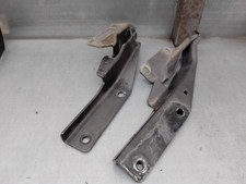 654008J000 CHARNIÈRE DE CAPOT